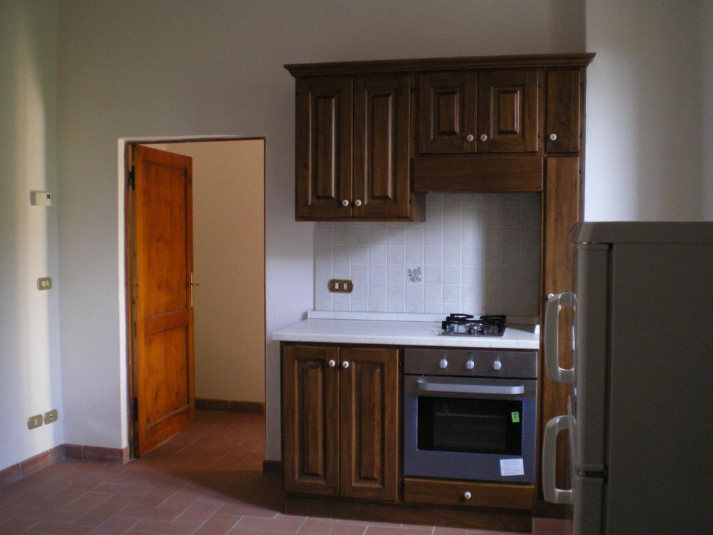 La Civetta Apartment Торита ди Сиена Стая снимка