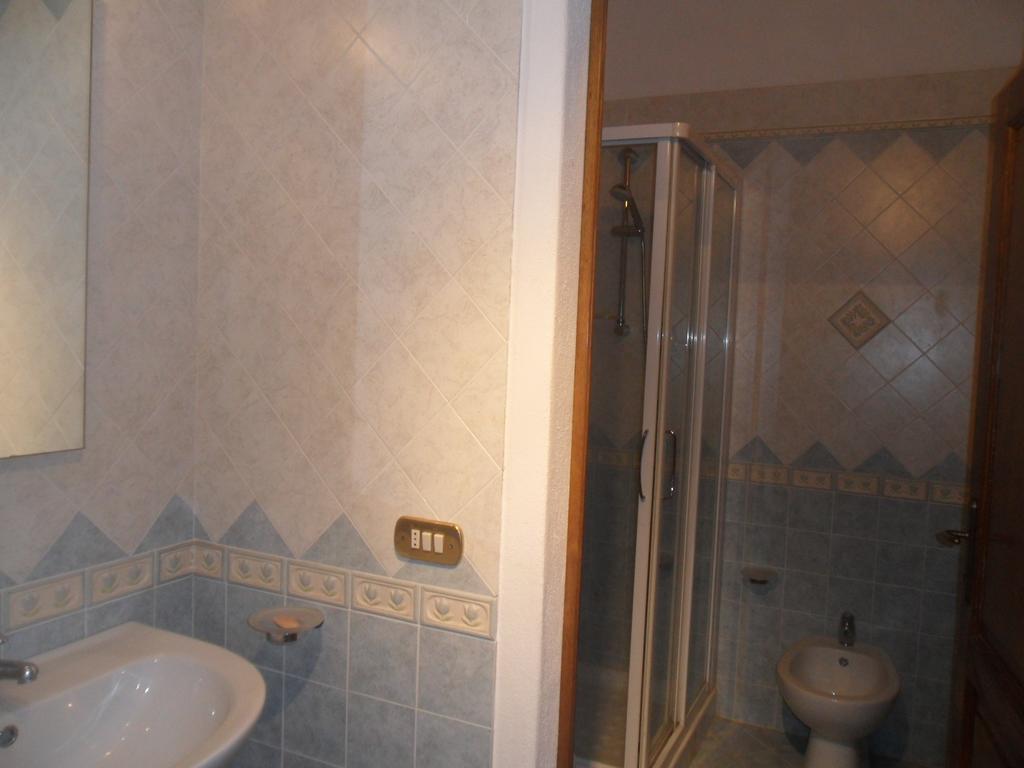 La Civetta Apartment Торита ди Сиена Стая снимка
