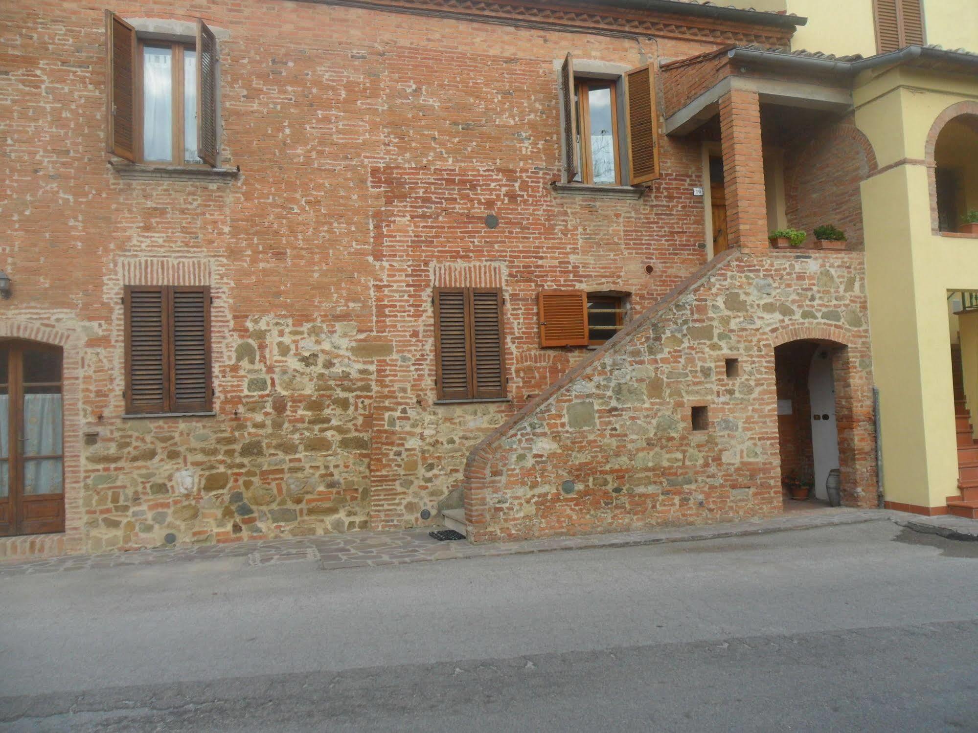 La Civetta Apartment Торита ди Сиена Екстериор снимка