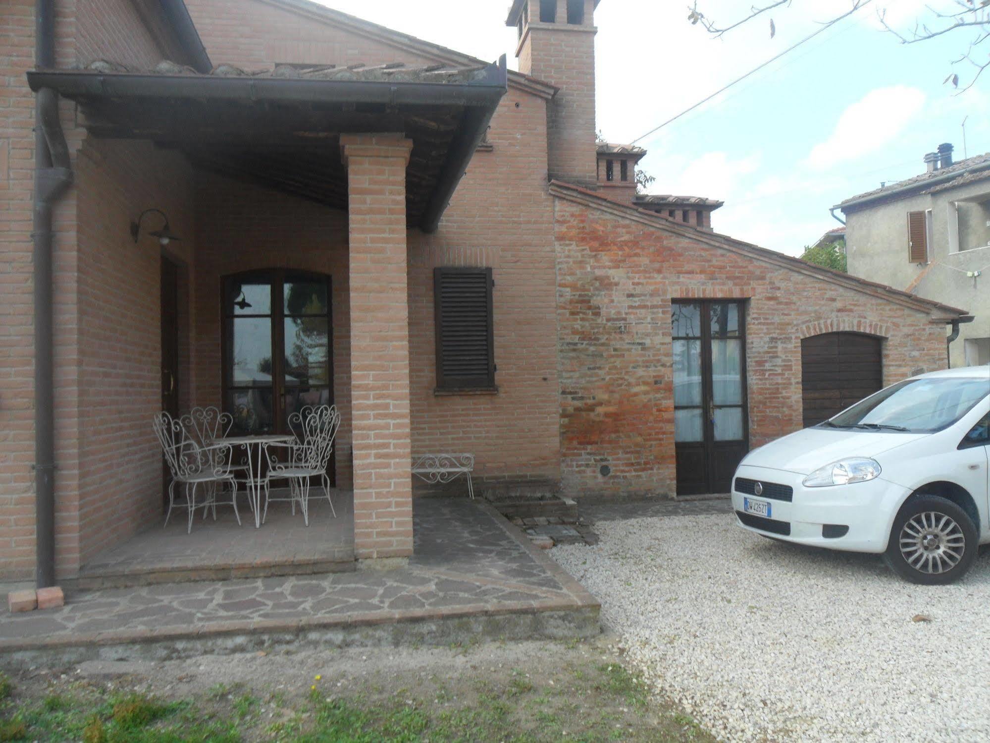 La Civetta Apartment Торита ди Сиена Екстериор снимка