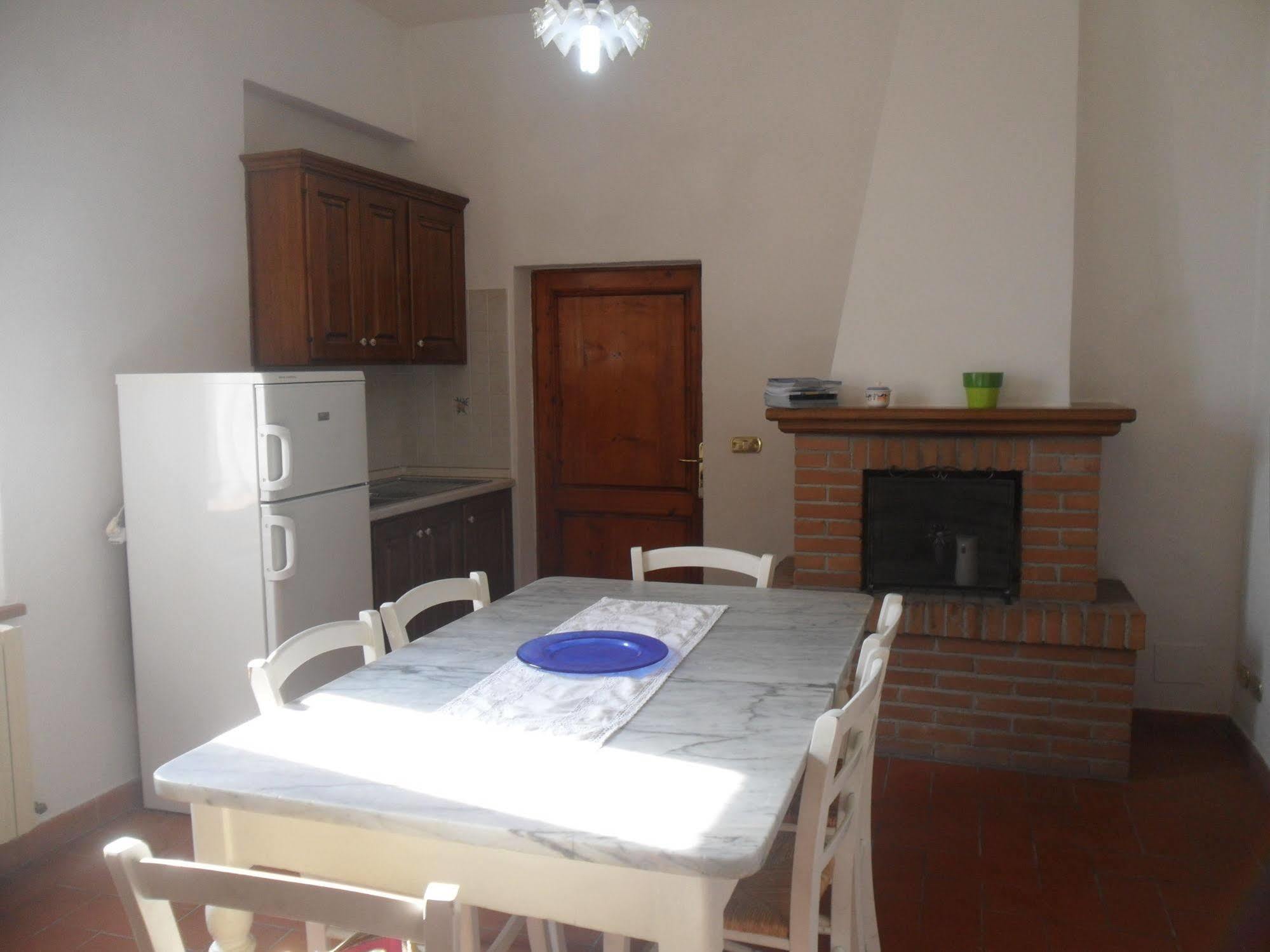 La Civetta Apartment Торита ди Сиена Екстериор снимка